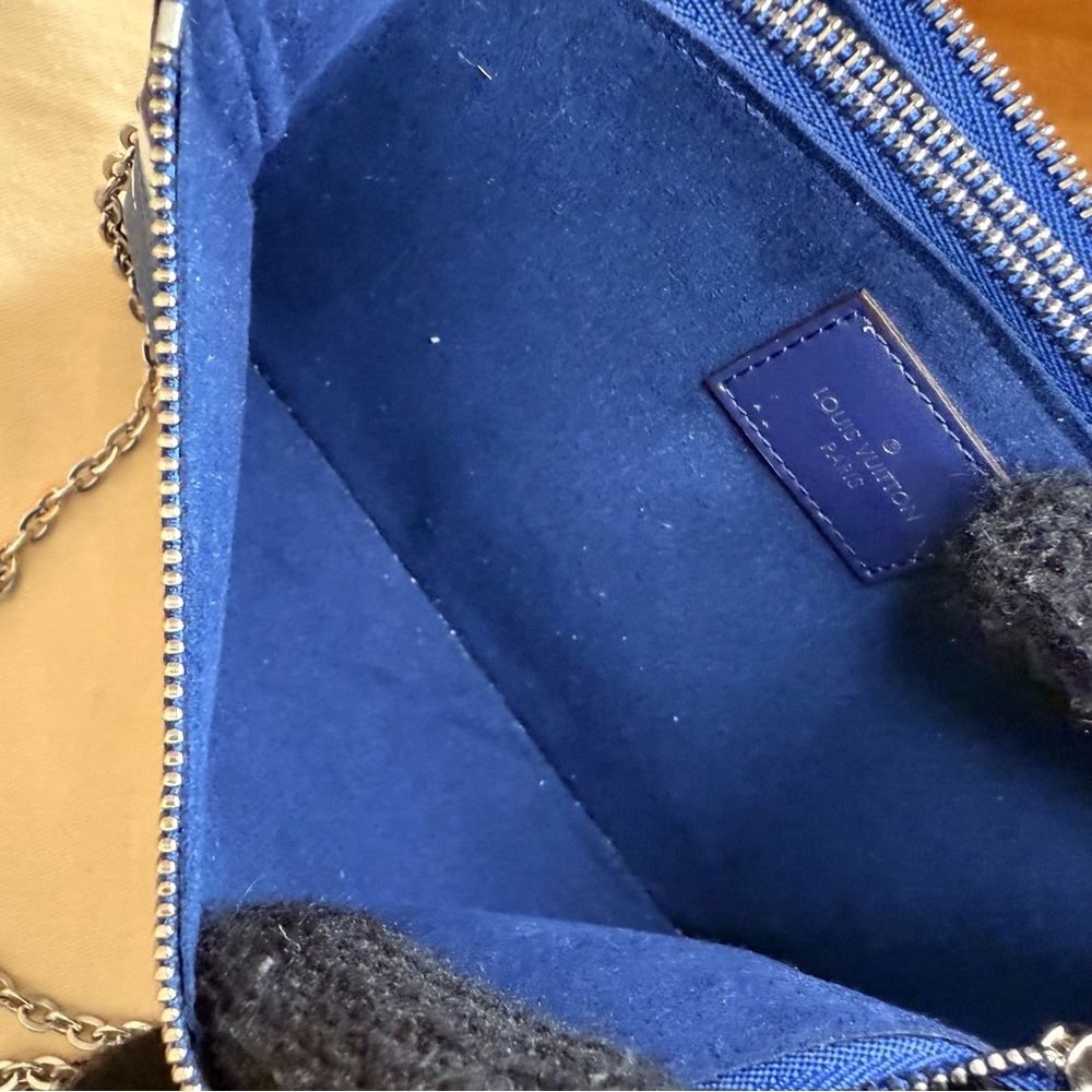 Louis Vuitton Escale Blue Tiedye Double Zip Pochette Crossbody Bag - Picture 6 of 16